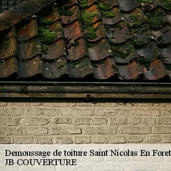 demoussage-de-toiture-jb-couverture-1
